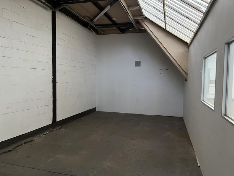 To Let commercial Property for Rent in Paarden Eiland Western Cape